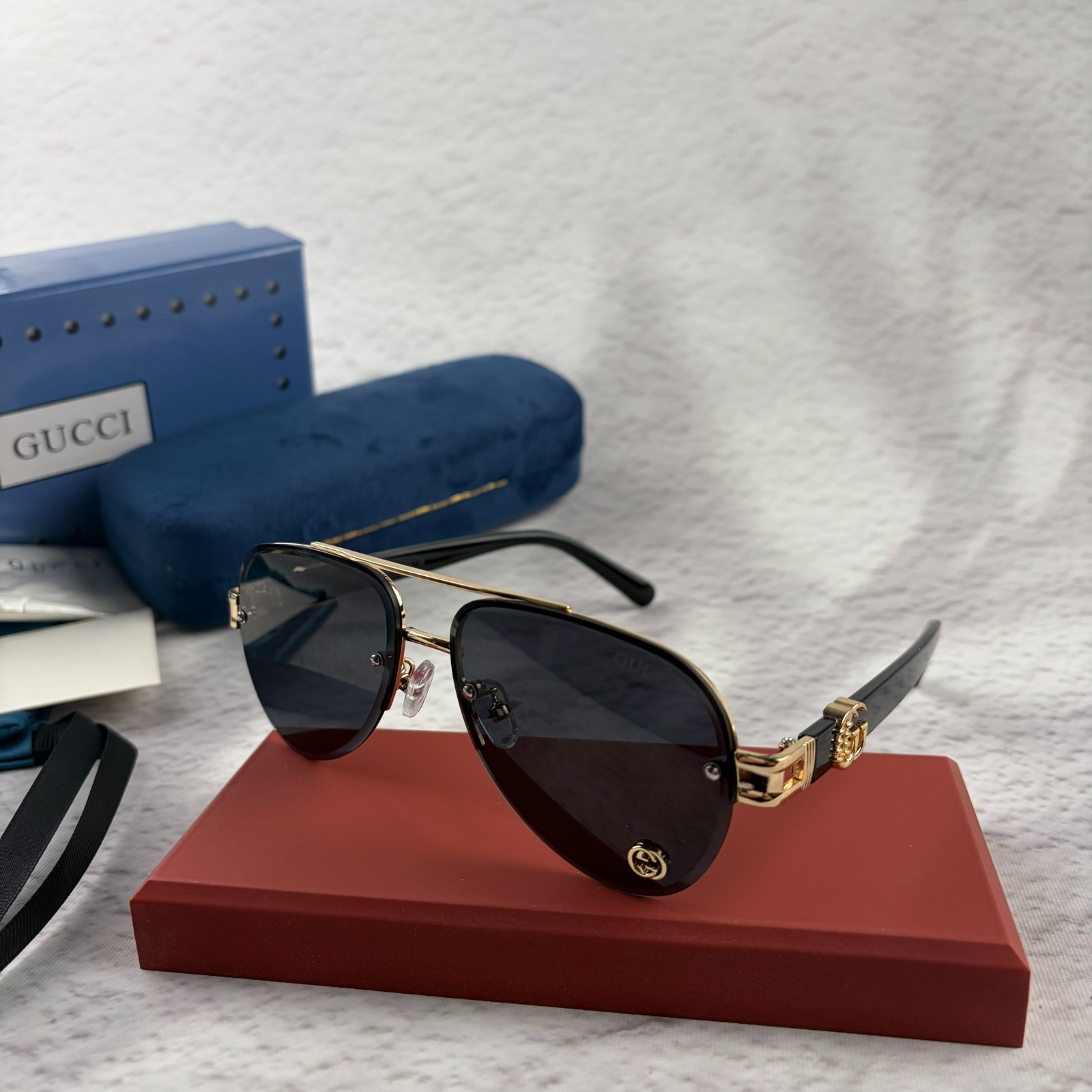 New In Box – Gucci Sunglasses