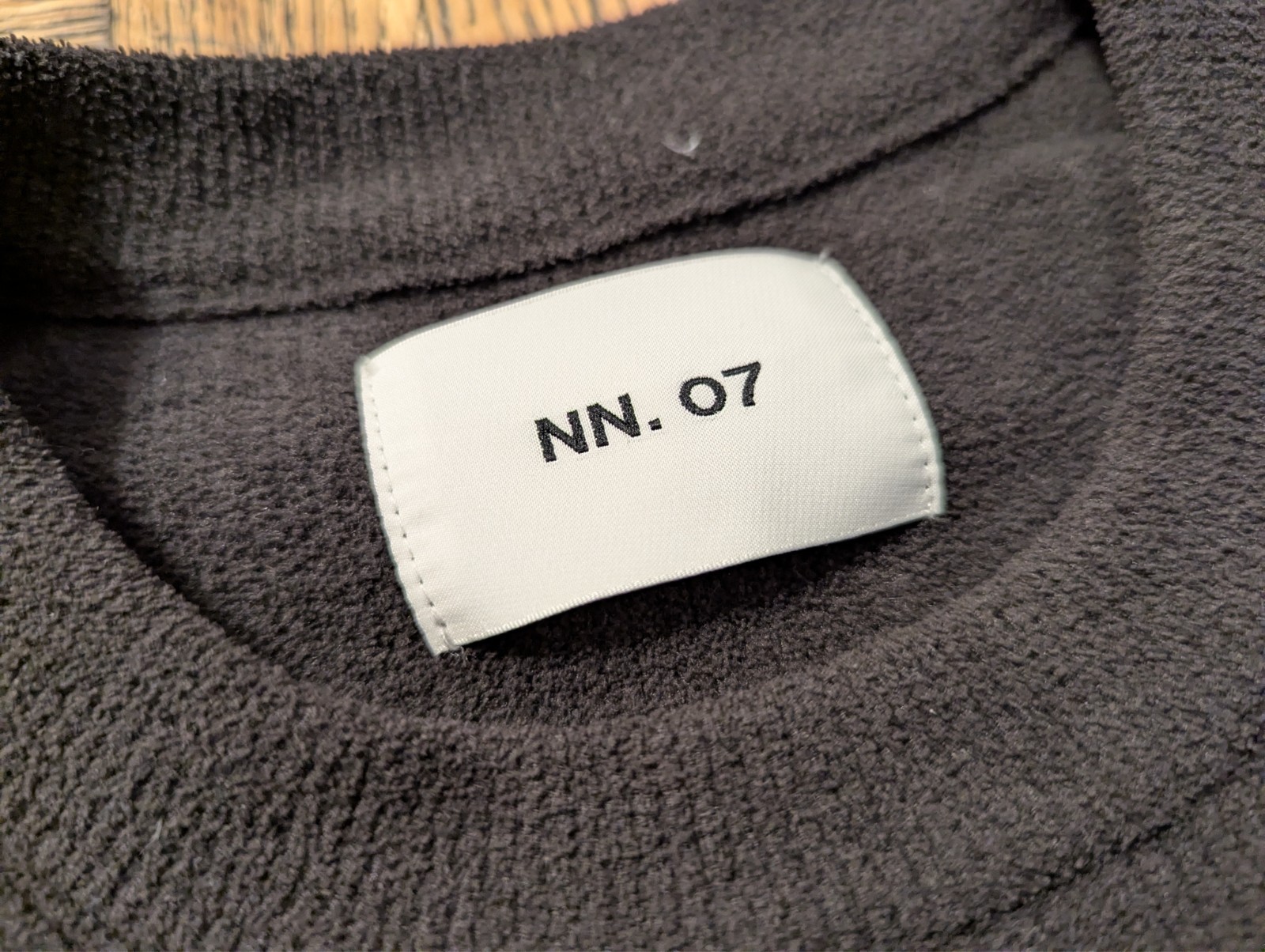 NN07 crewneck