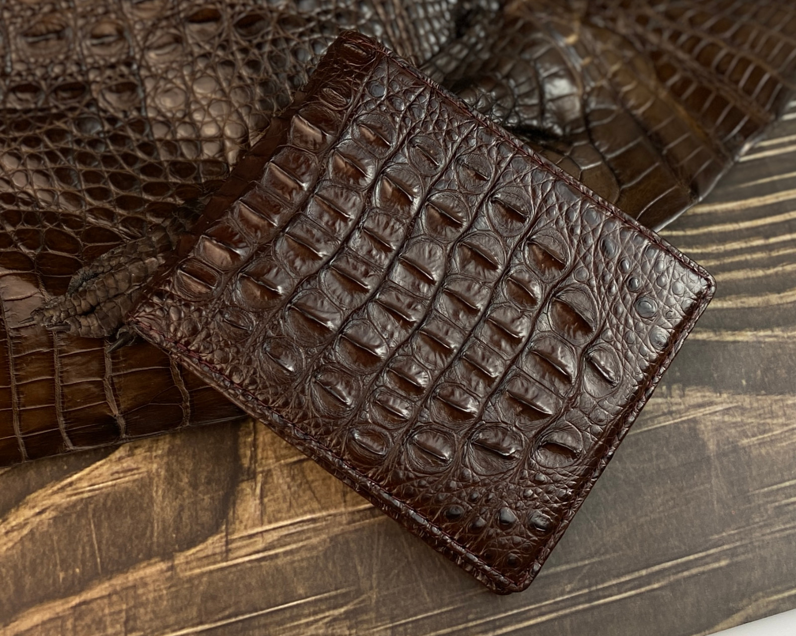 Genuine Crocodile Bifold Leather Wallet Handmade RFID Blocking Wallet Men’s