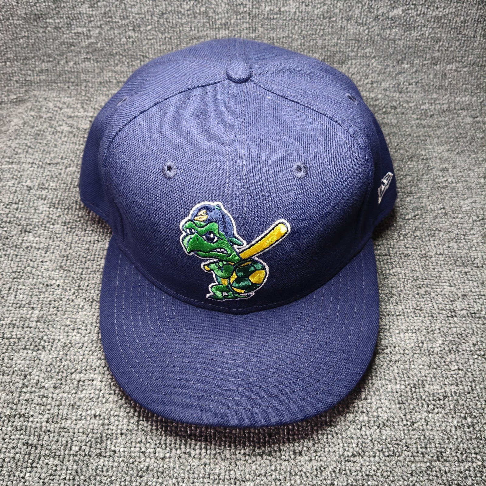 New Era Timber Rattlers 59FIFTY Fitted Navy Size 8 MiLB Hat