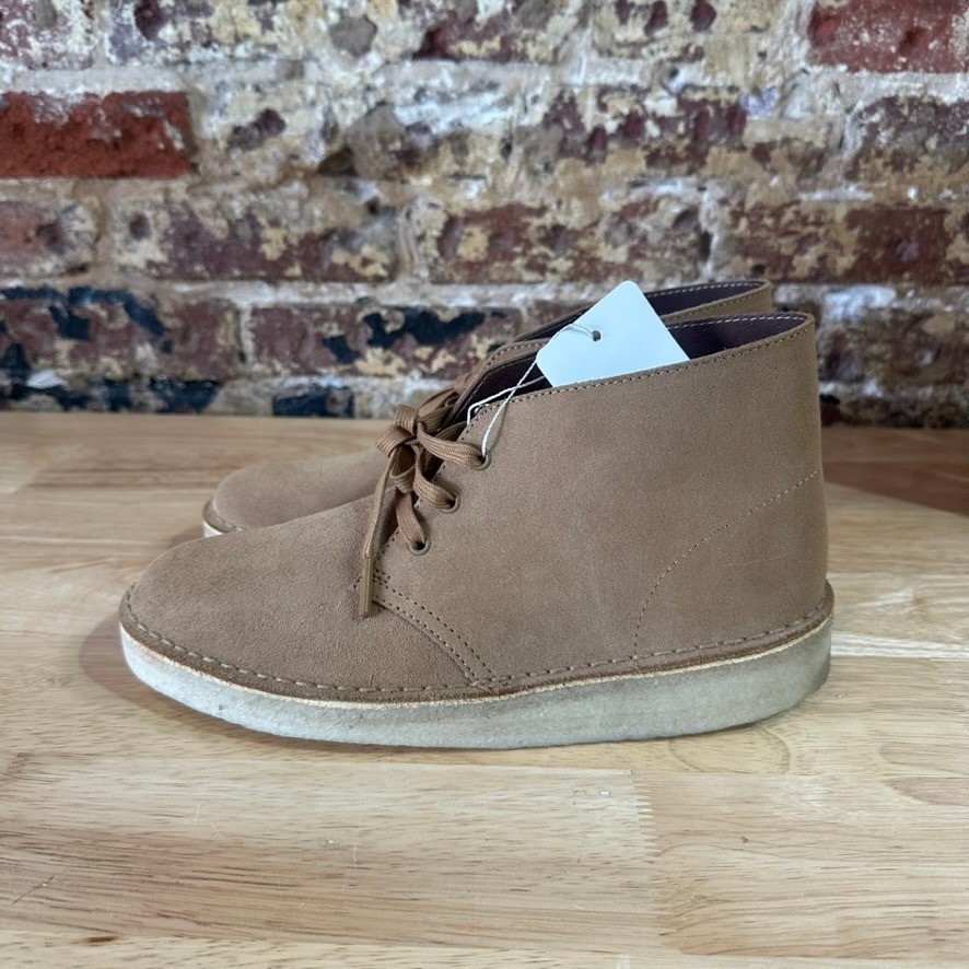 Clarks Desert Chukka Brown Lace up Suede Rubber Sole Boots Mens 8