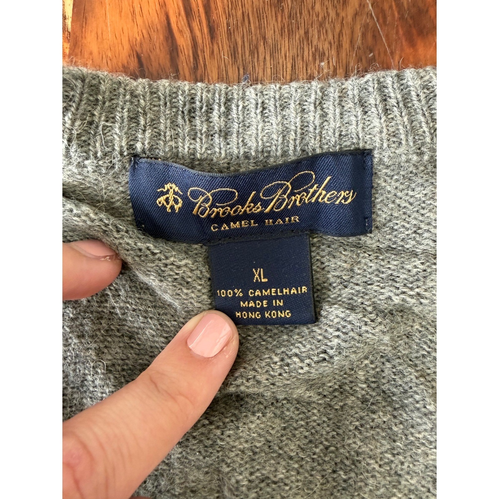 Brooks Brothers Mens XL Grey Argyle V-Neck Sweater 100% Camel Hair Luxury Preppy