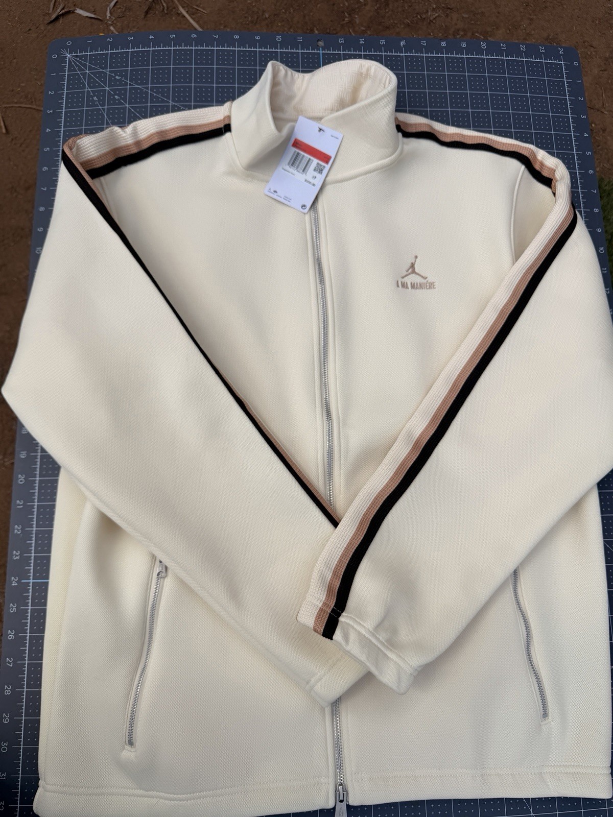 Nike Air Jordan x A Ma Maniere Track Jacket Cream Mens Large [H]
