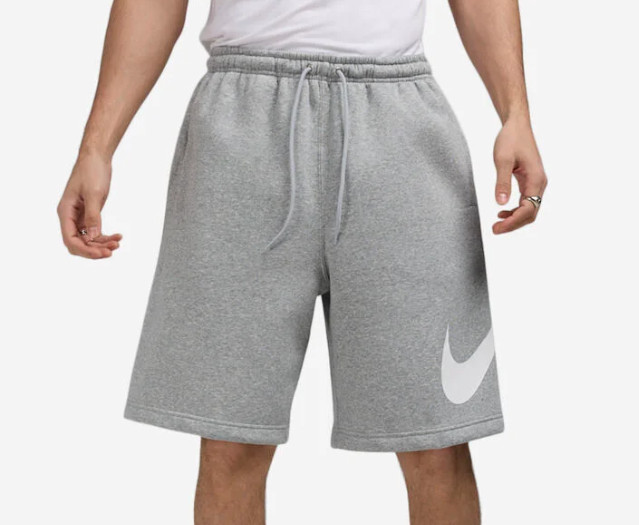 *NEW* Men’s NIKE Essential Club Swoosh Graphic Sweat Short Grey (FN3906 063) 👍