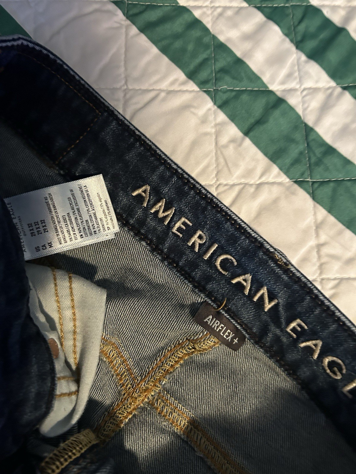 American eagle air flex + 29 x 32 jeans excellent condition