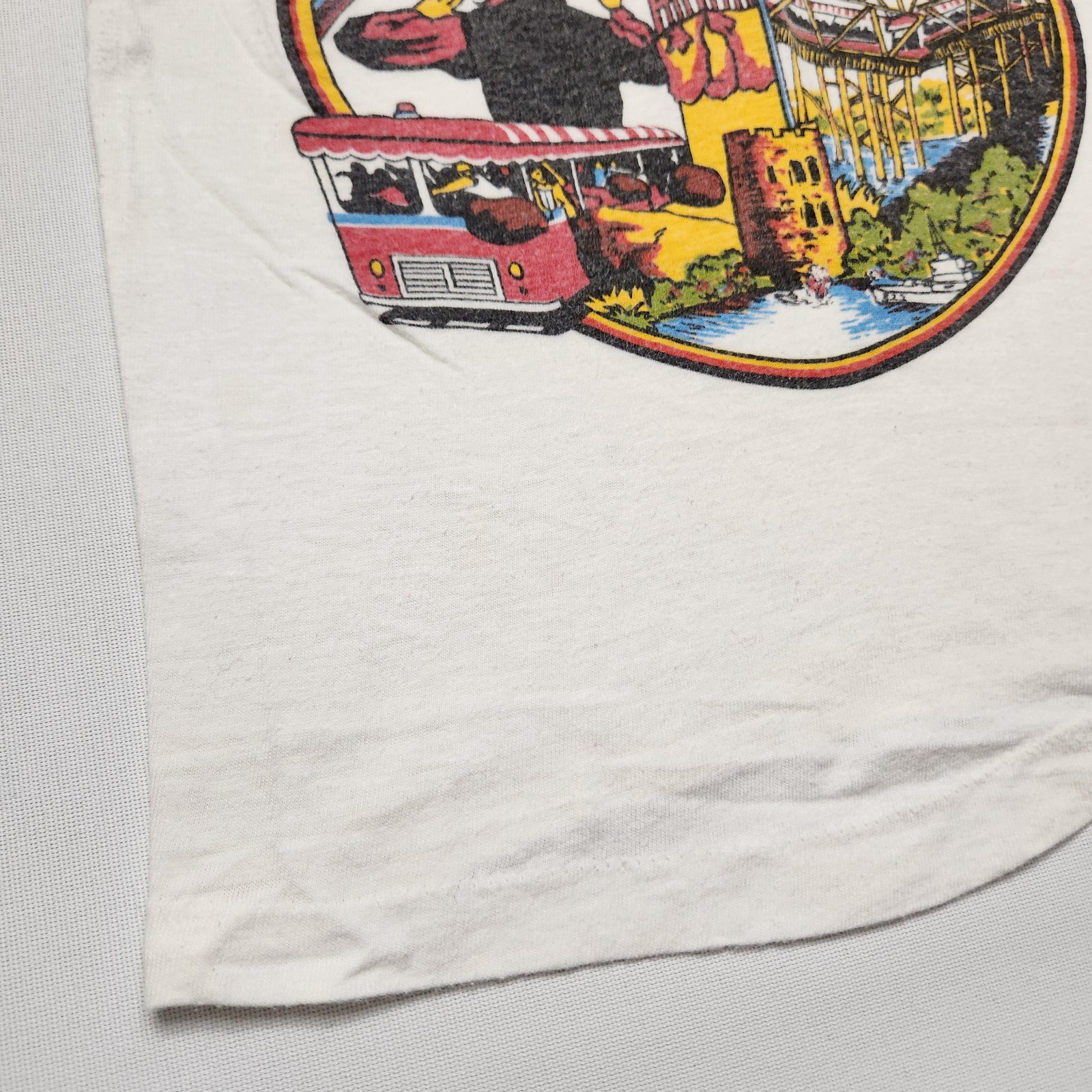 Vintage 1980s Universal Studios Kids T Shirt White Graphic Tee White Hawk 3/4y