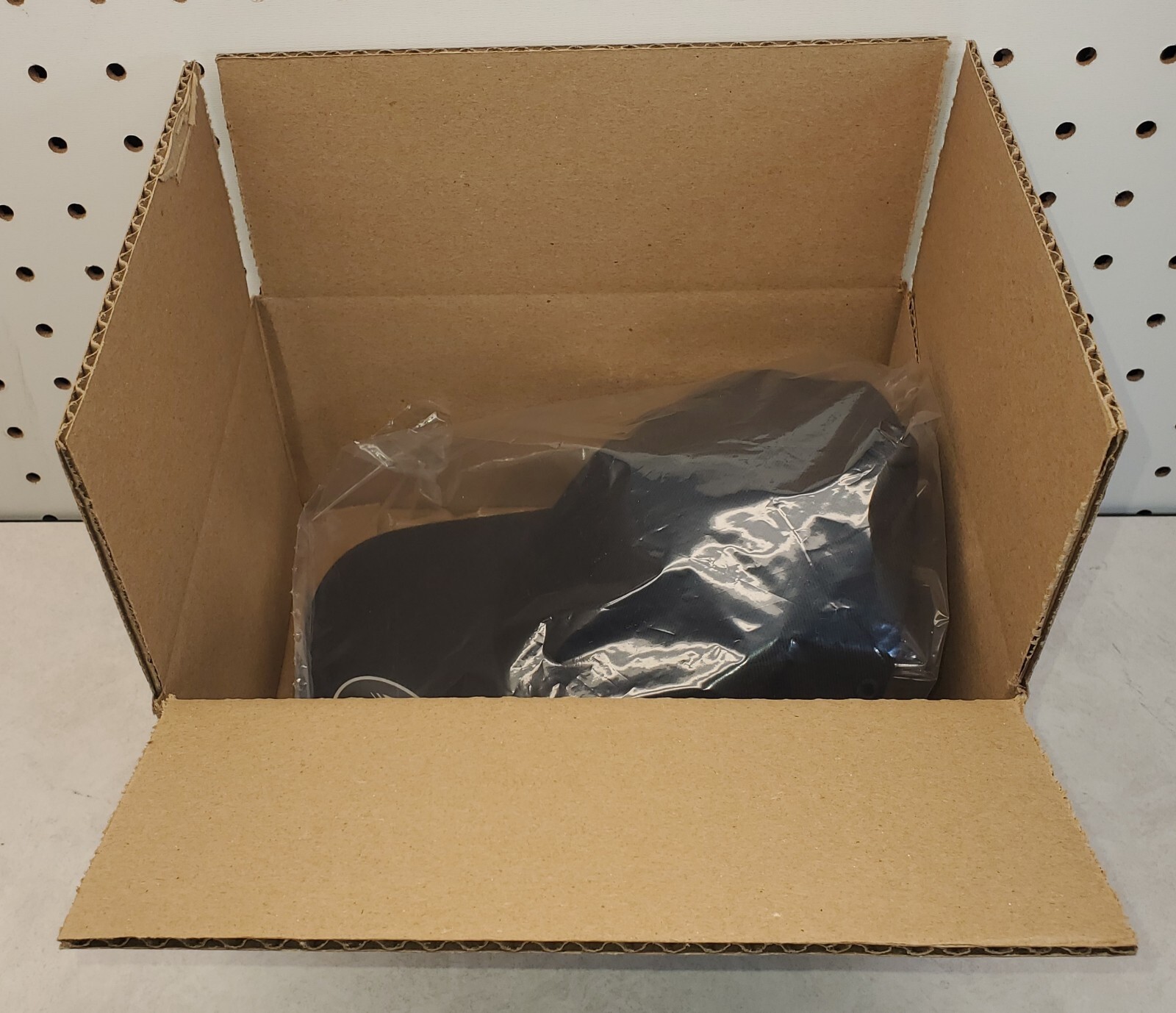 Snap-on Patch Flexfit Hat / Black – L/XL 7 1/8″ – 7 5/8″