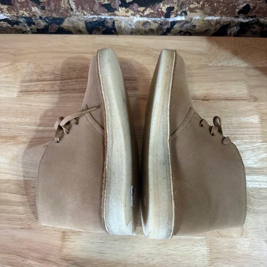 Clarks Desert Chukka Brown Lace up Suede Rubber Sole Boots Mens 8