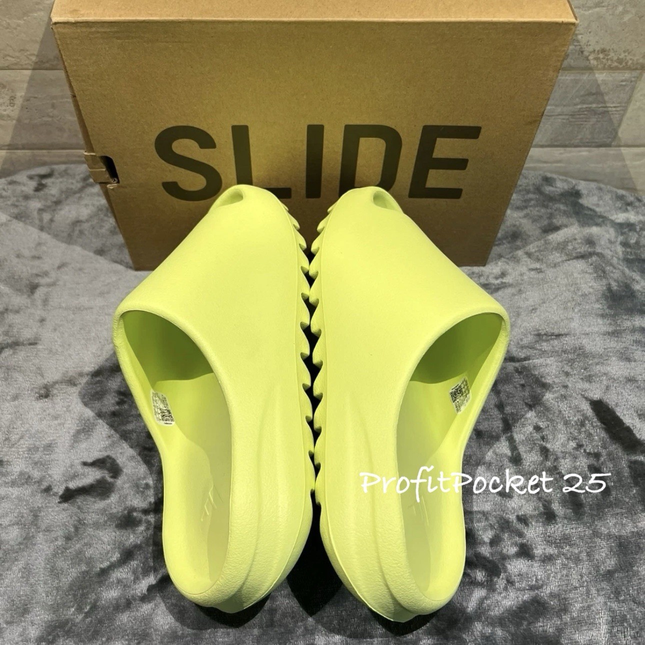 Yeezy Green Glow Sandal Slides Size 10