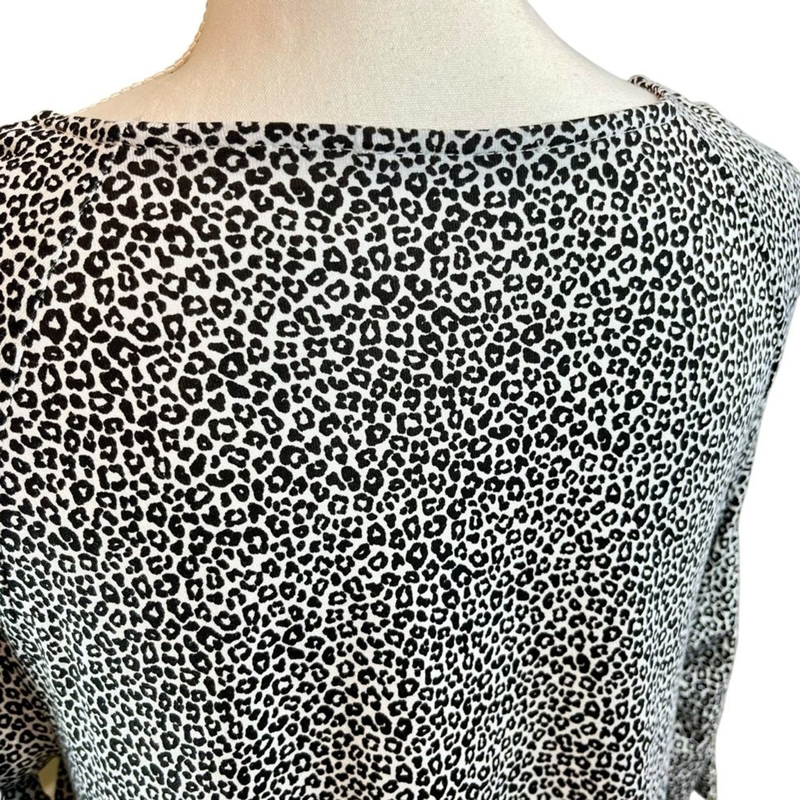 ALEMBIKA Leopard Print Knit Top Tunic Sz Small Long Sleeve Lagenlook Loose Fit