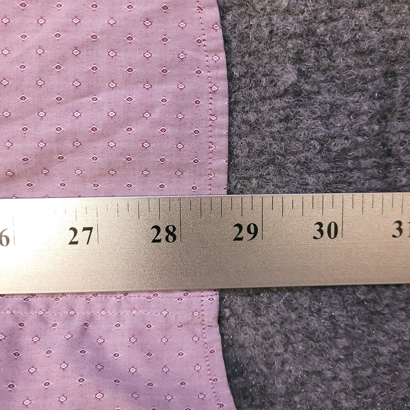 7D 7 Diamonds Weekend Love Shirt Mens Small Soft Lavendar Tonal Geometric Stitch