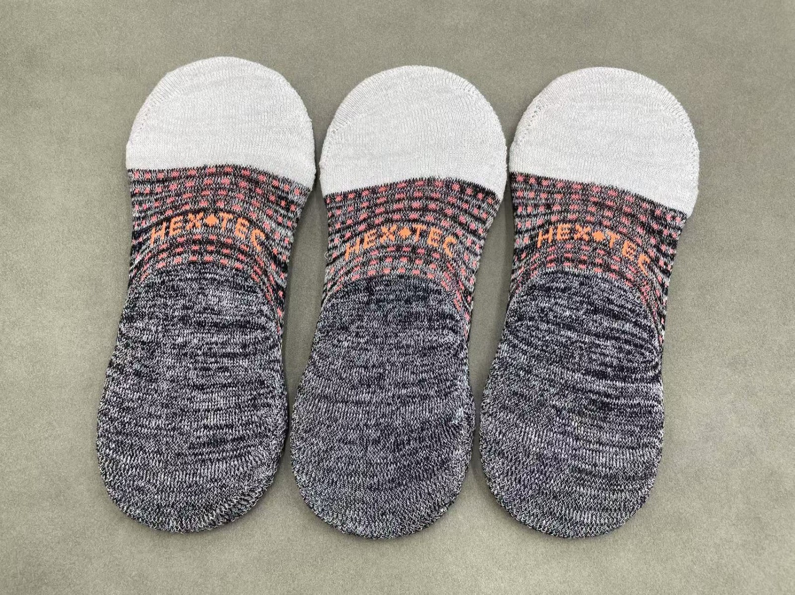 3 pairs Women’s Camouflage No Shows Socks Size Small 5-7 multicolor