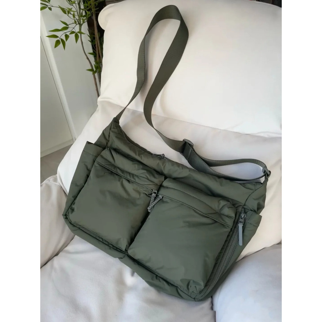 UNIQLO Casual Multi-pocket Messenger Bag Men Women Shoulder Bag Travel Sport Bag
