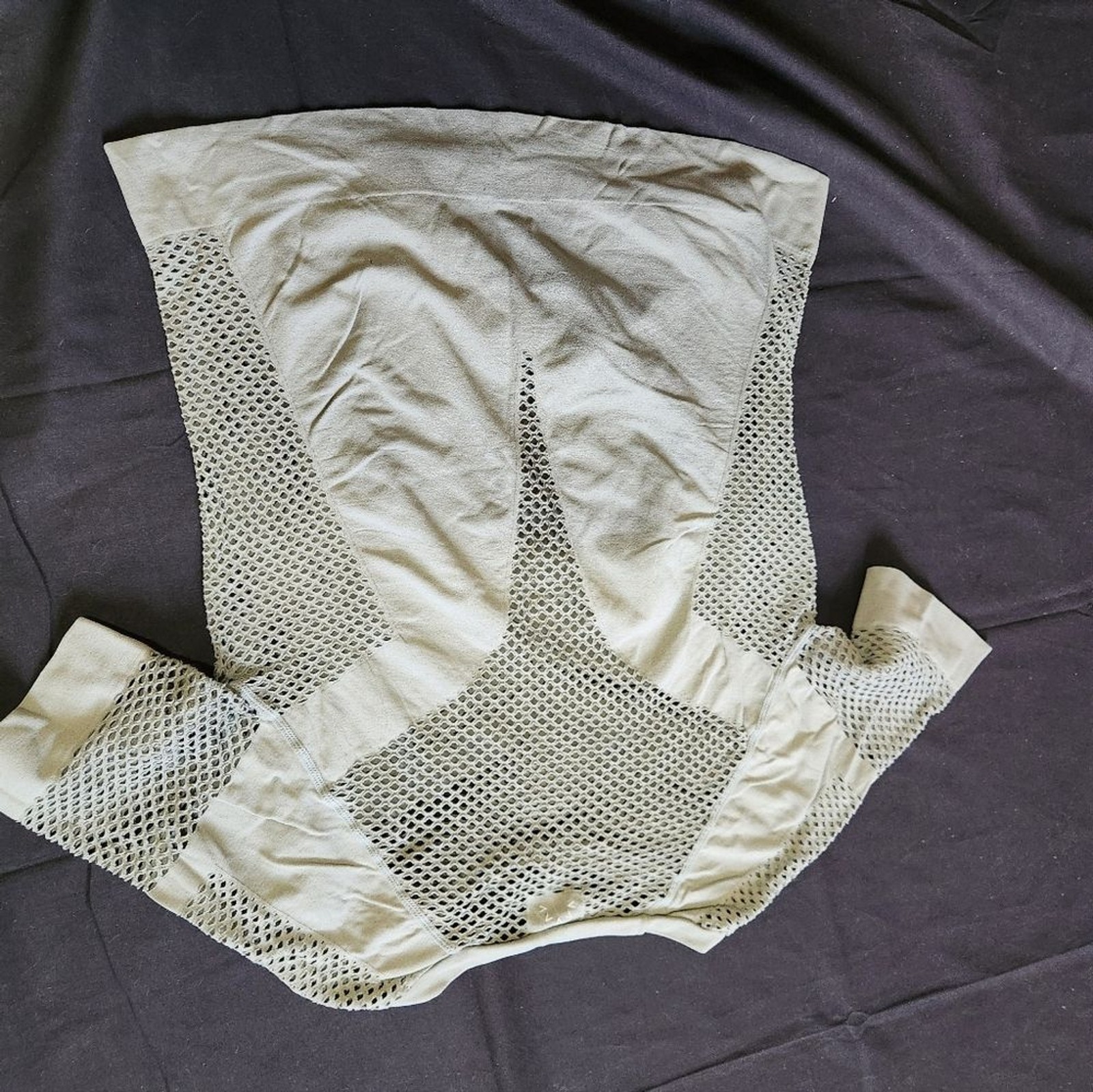 Varley Olive Mesh Short Sleeve Tee Size S