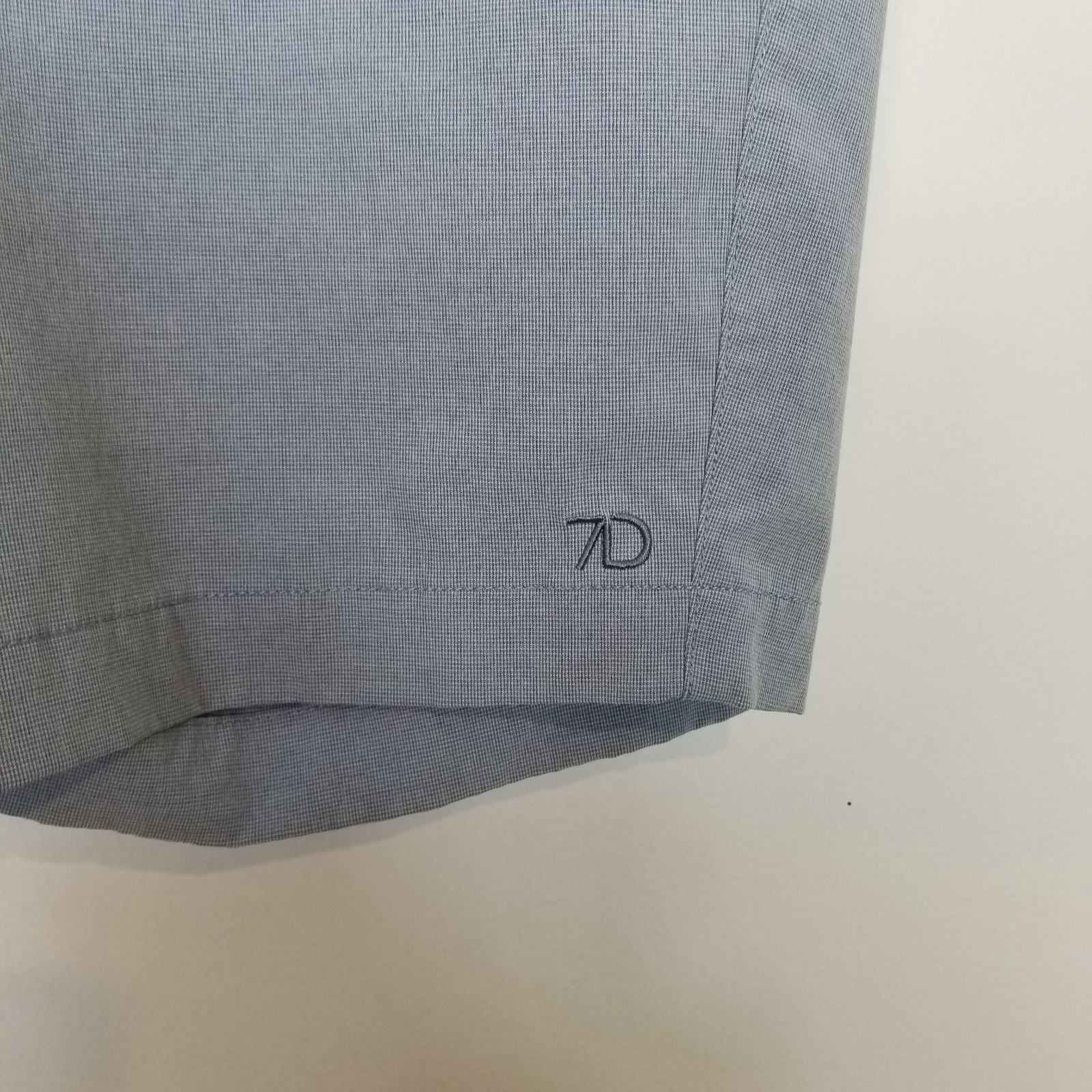 7D 7Diamonds Men Momentum Performance Shorts Sz 34 Gray Stretch Chino Quick Dry