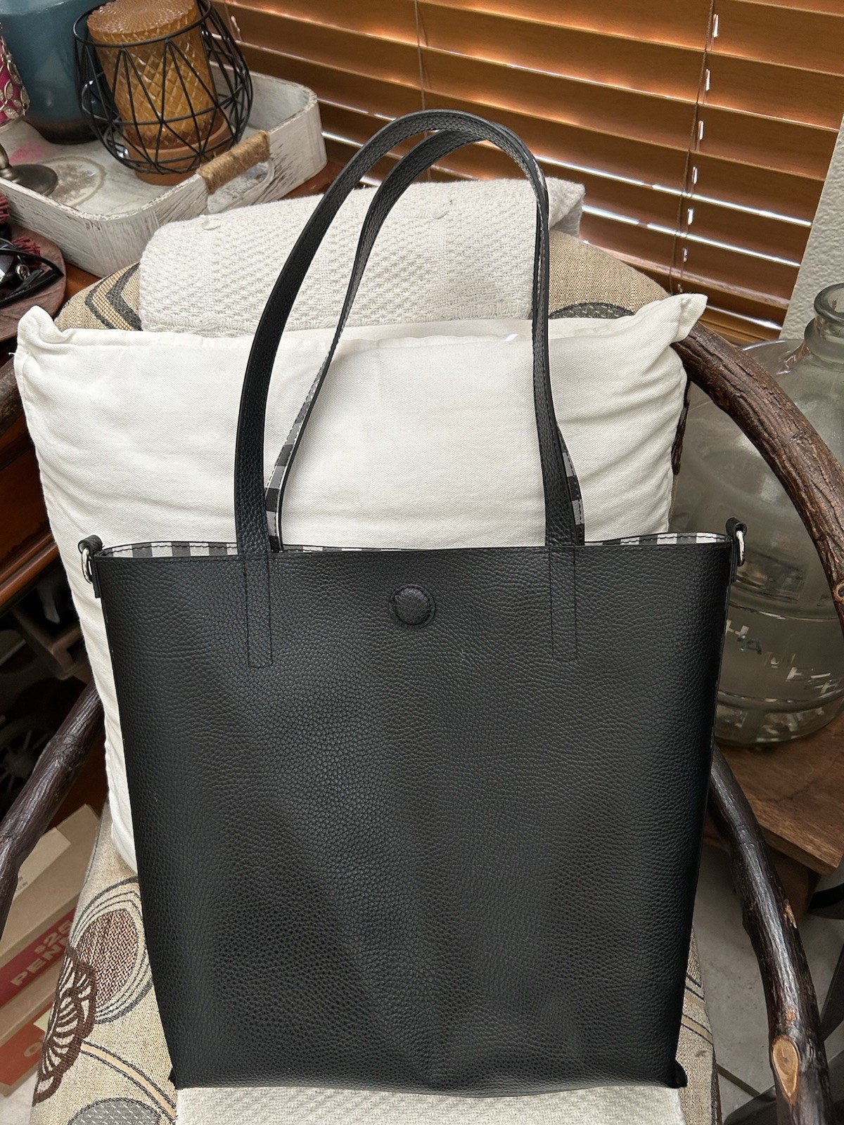 Black Pebbled Tote Bag Checkered Lining Button Closure Inner Pockets Silver