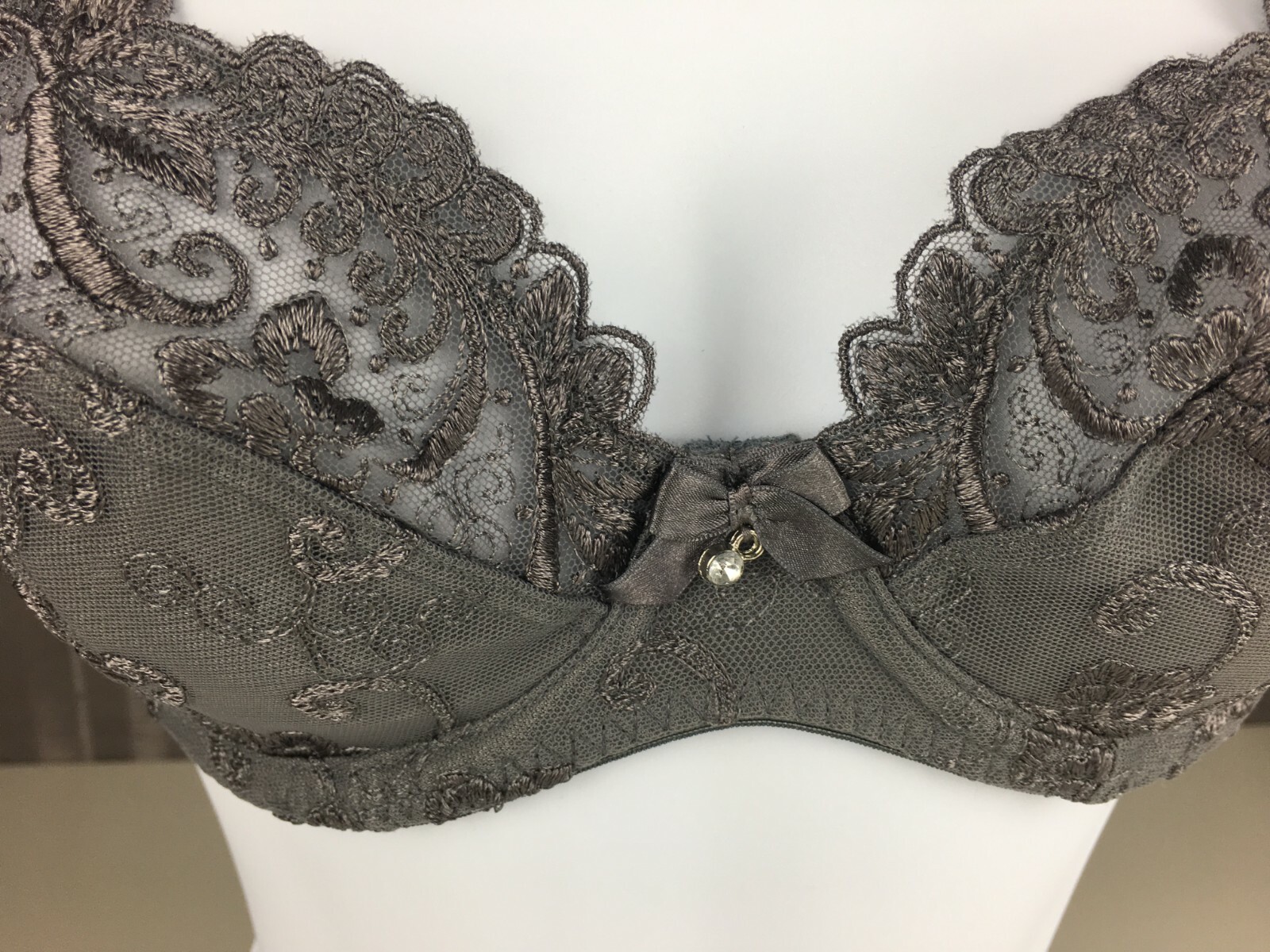 Sexy Lingerie Lace Plunge Underwire Bra Charcoal Grey – Alegro 9012 – Size 30-40