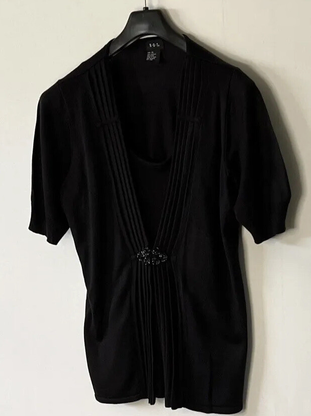 RQT Woman Top Womens Size XL Black Stretch Shirt Ribbed Bead Embellishment