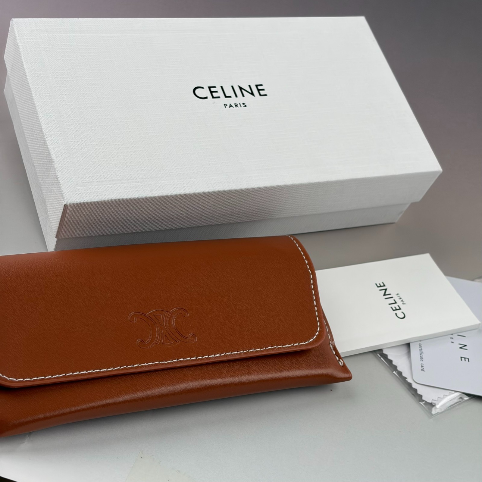 New In Box – Celine Triomphe Oval Women Sunglasses Black Designer Summer Travel