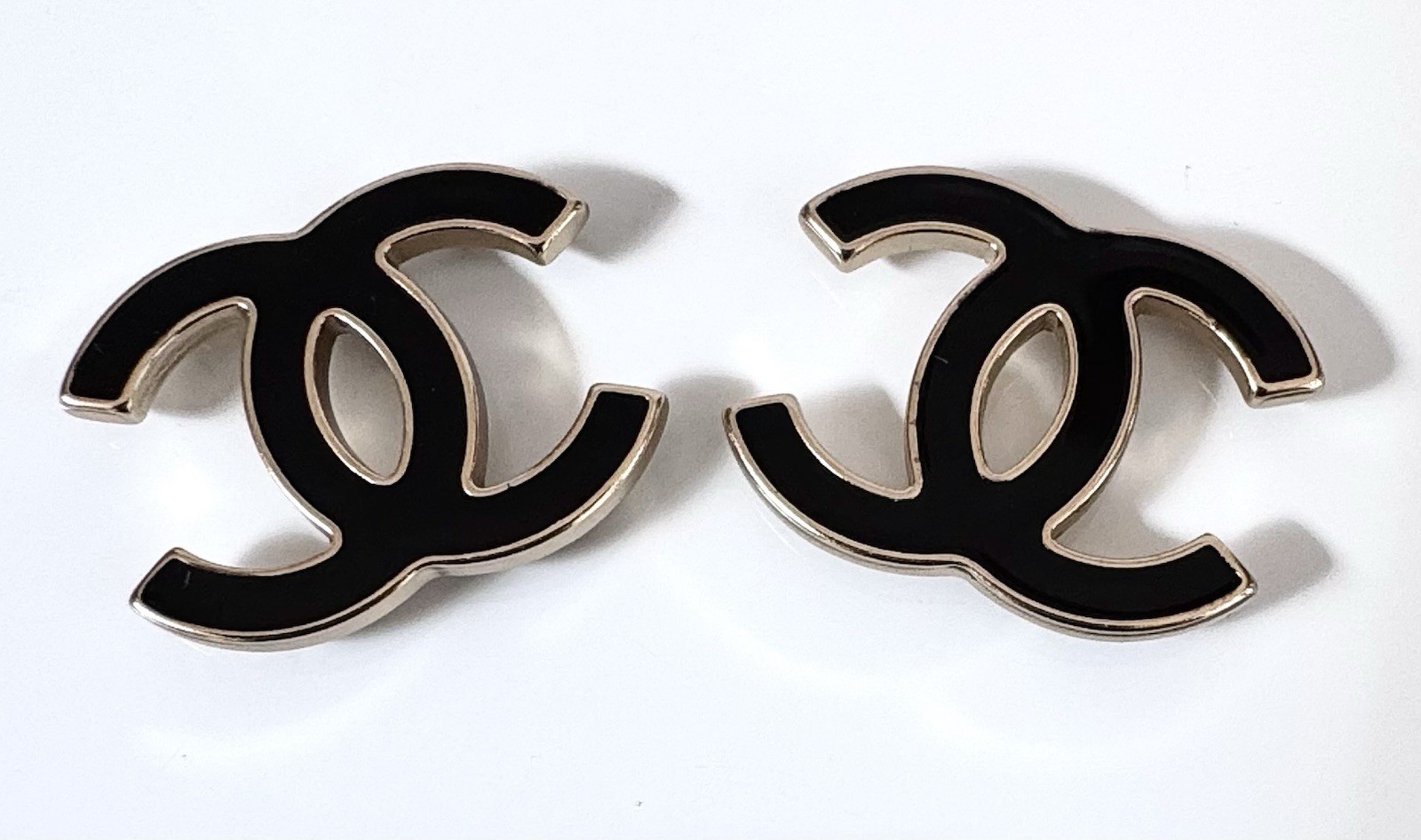 Chanel CH5541 Sunglasses BLACK / GOLD Replacement Push-in Temple Logo 1-pair NEW