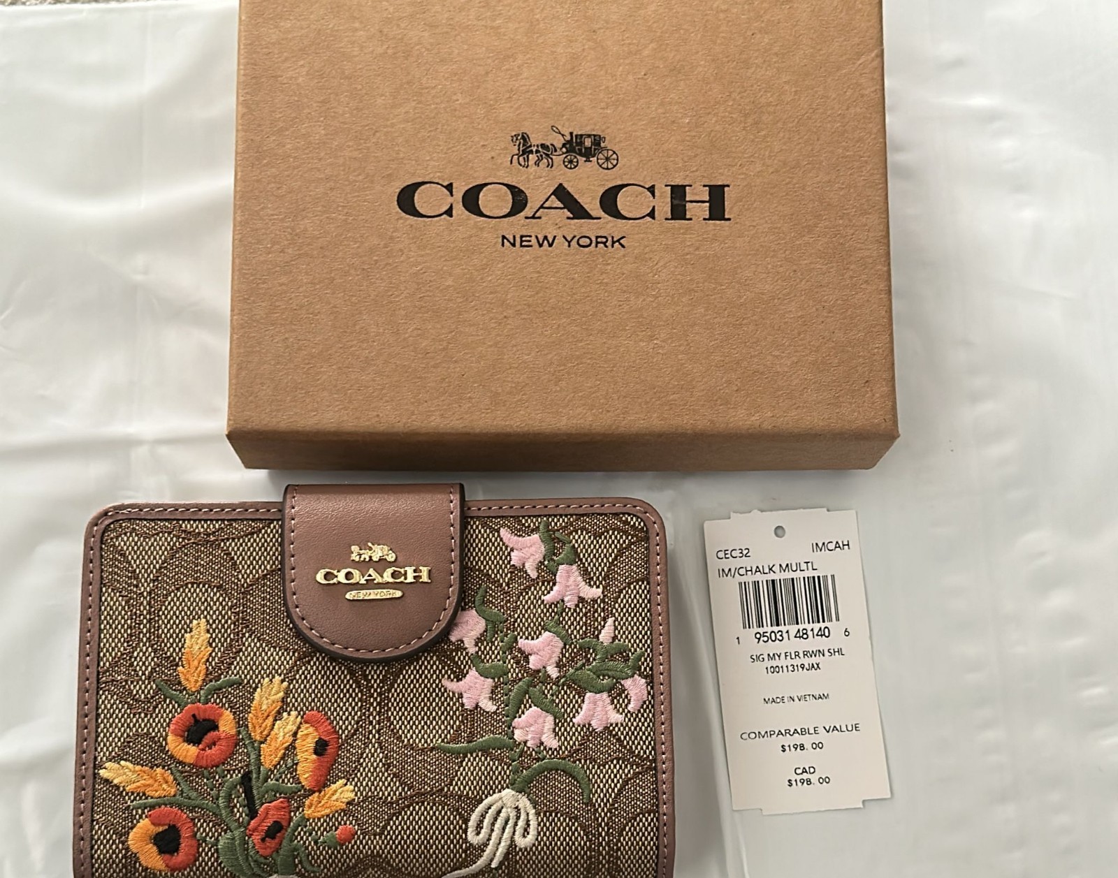 Brand New Coach Medium Corner Zip Wallet Signature Jacquard w Floral Embroidery