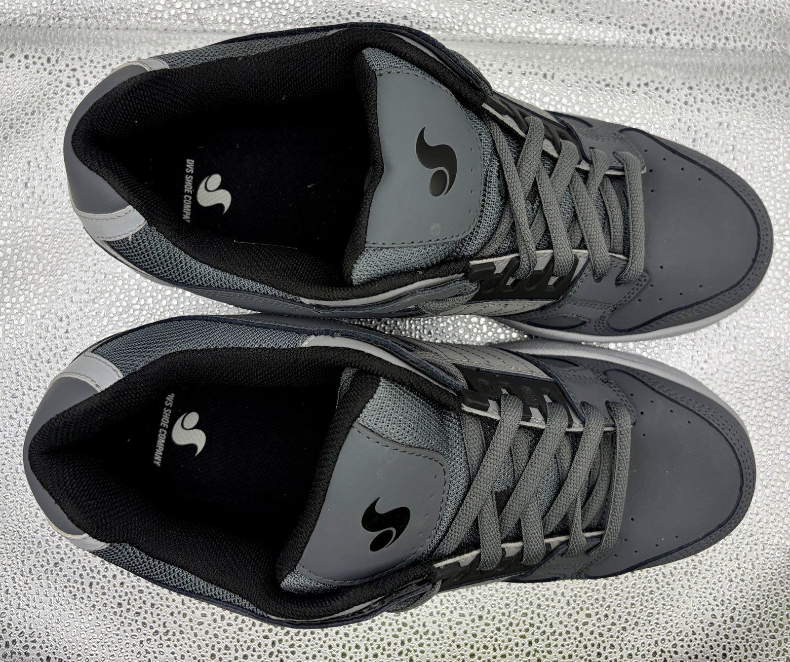 DVS Celsius Mens size 12 leather Skate / Casual shoes FREE SHIPPING