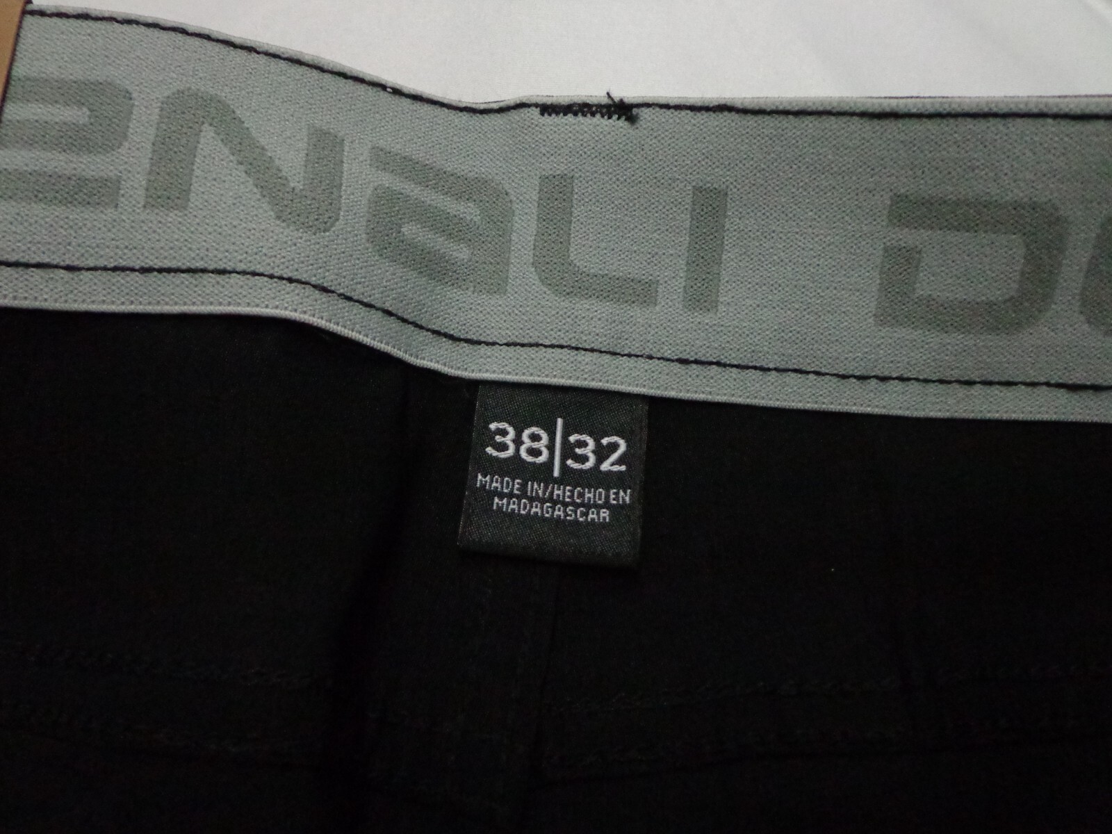 DENALI Black Tech Fabric Stretch Pants NWT 38/32 MSRP $54
