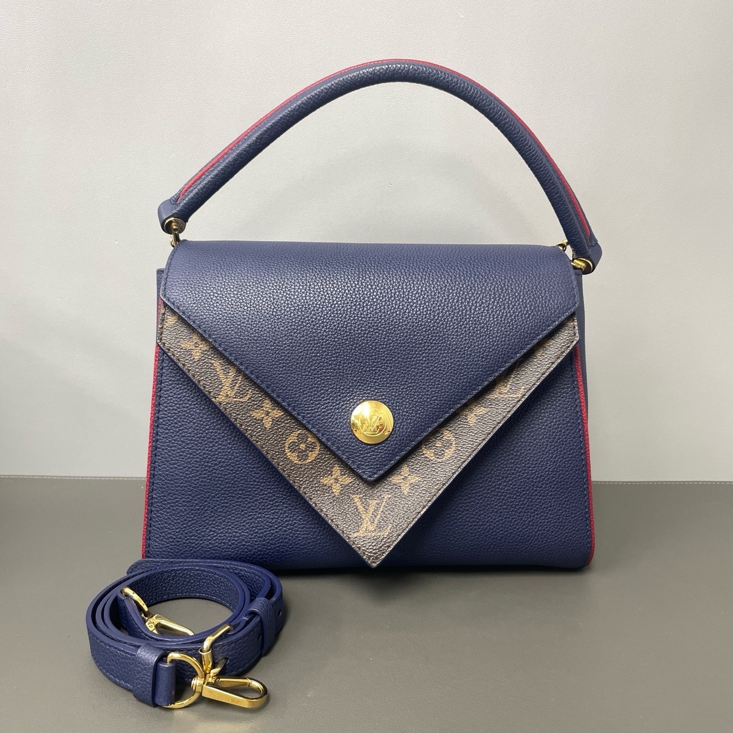 Louis Vuitton Pre-Owned Authentic Crossbody Bag Monogram 28*21*15