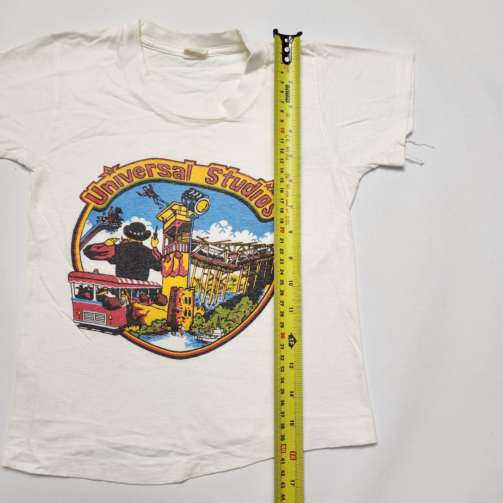 Vintage 1980s Universal Studios Kids T Shirt White Graphic Tee White Hawk 3/4y