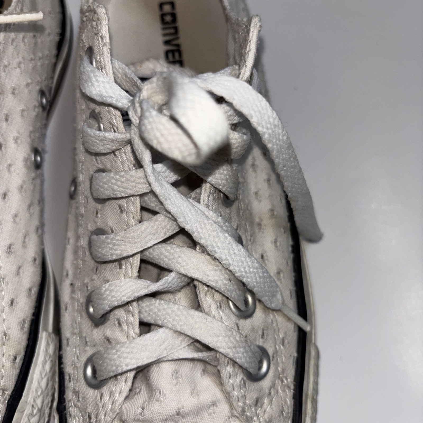 Converse all star Chuck Taylor Unisex 8.5 White Low Cut
