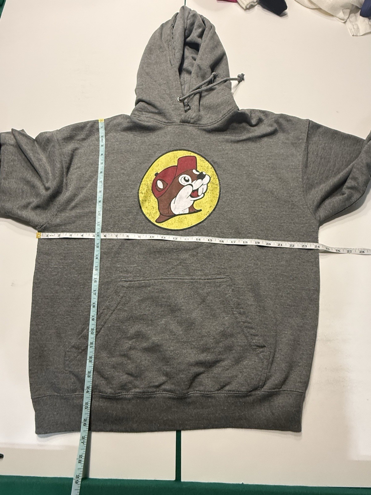 Buc-ee’s Beaver Logo Gray Hoodie Pullover Graphic Sweatshirt L See Measurements