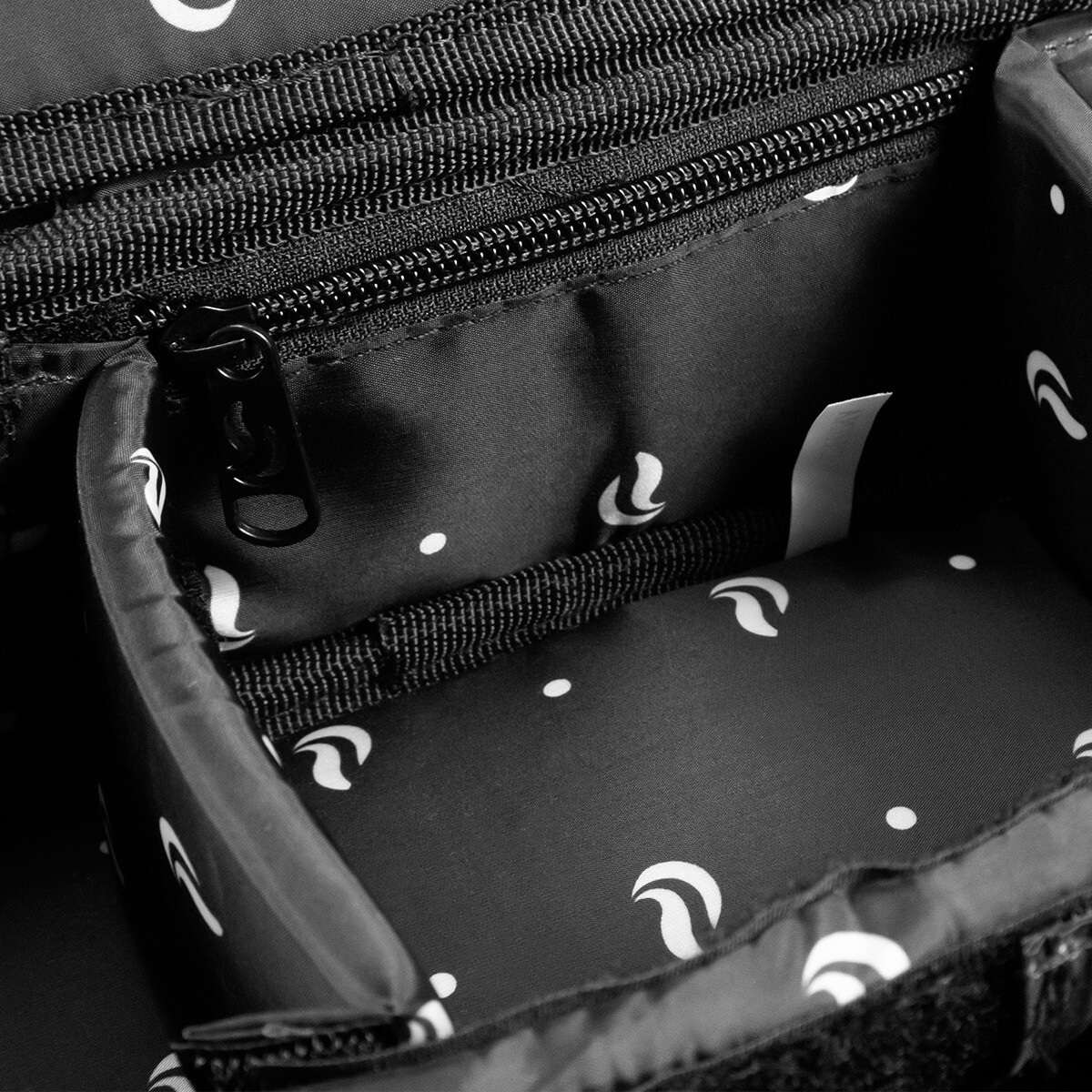 SKUNK PILOT Combo Lock LOCKING SMELL PROOF Storage Case Stash Bag – Black 10”