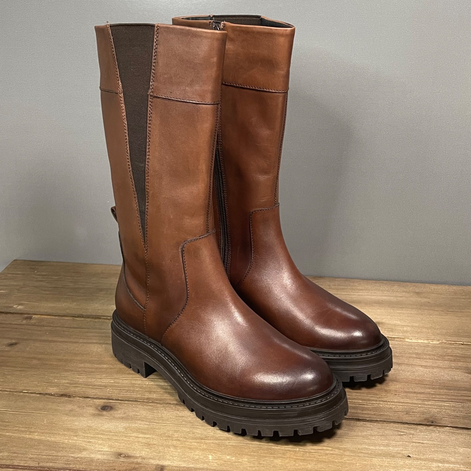 Geox Respira Women’s Boots Size 37 Brown Leather Mid Calf Chunky Lug Sole Zip Up