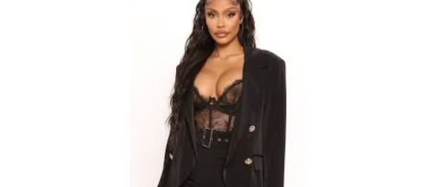 Fashion Nova Make it Official Blazer and Pant Suit Set M (8-10)