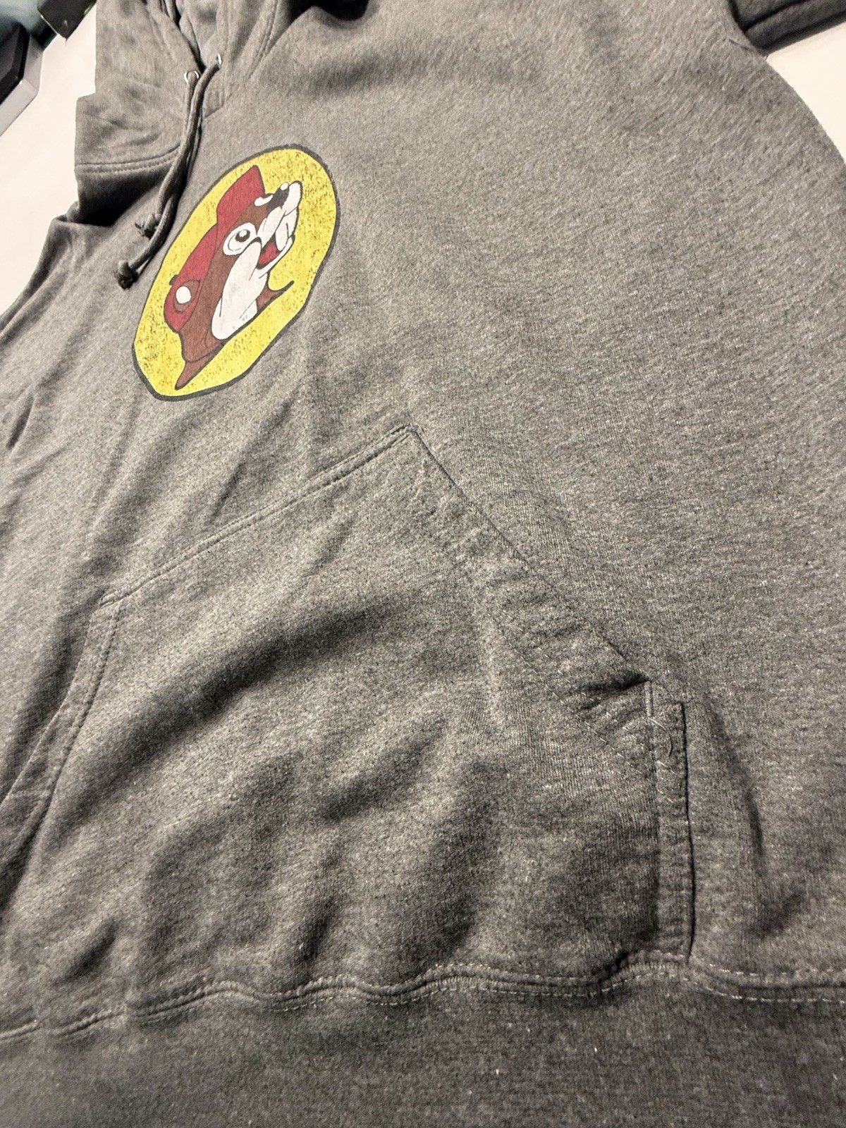 Buc-ee’s Beaver Logo Gray Hoodie Pullover Graphic Sweatshirt L See Measurements