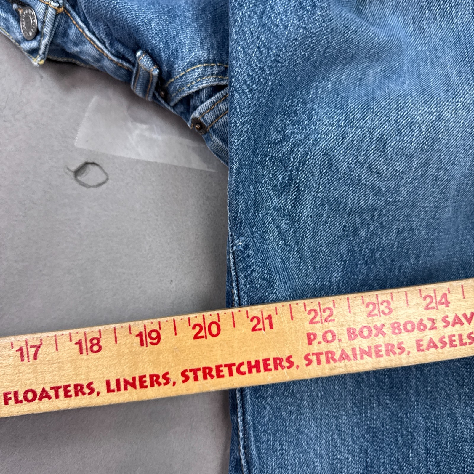 Levis 501 Jeans Mens 29×32 Blue Button Fly Denim Pants Straight Faded Washed Out