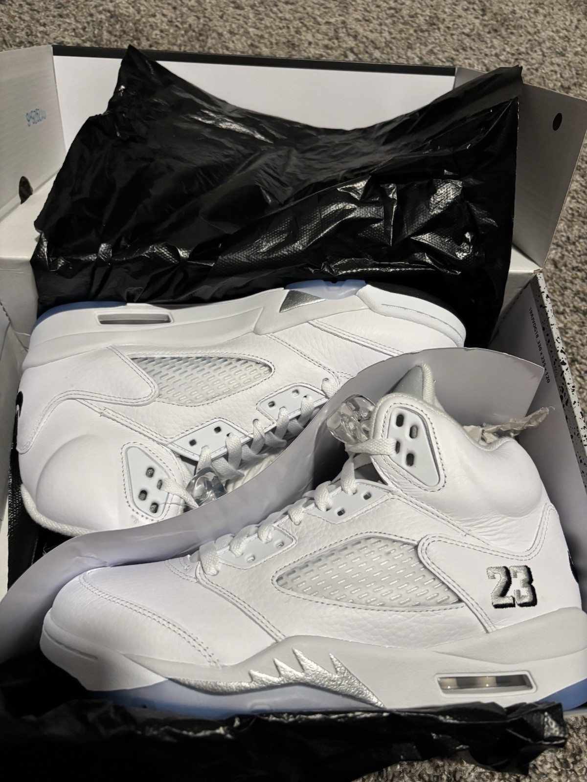 Jordan Air Jordan 5 Retro Men’s White Leather Mid Top Lace-Up Sneaker NWB