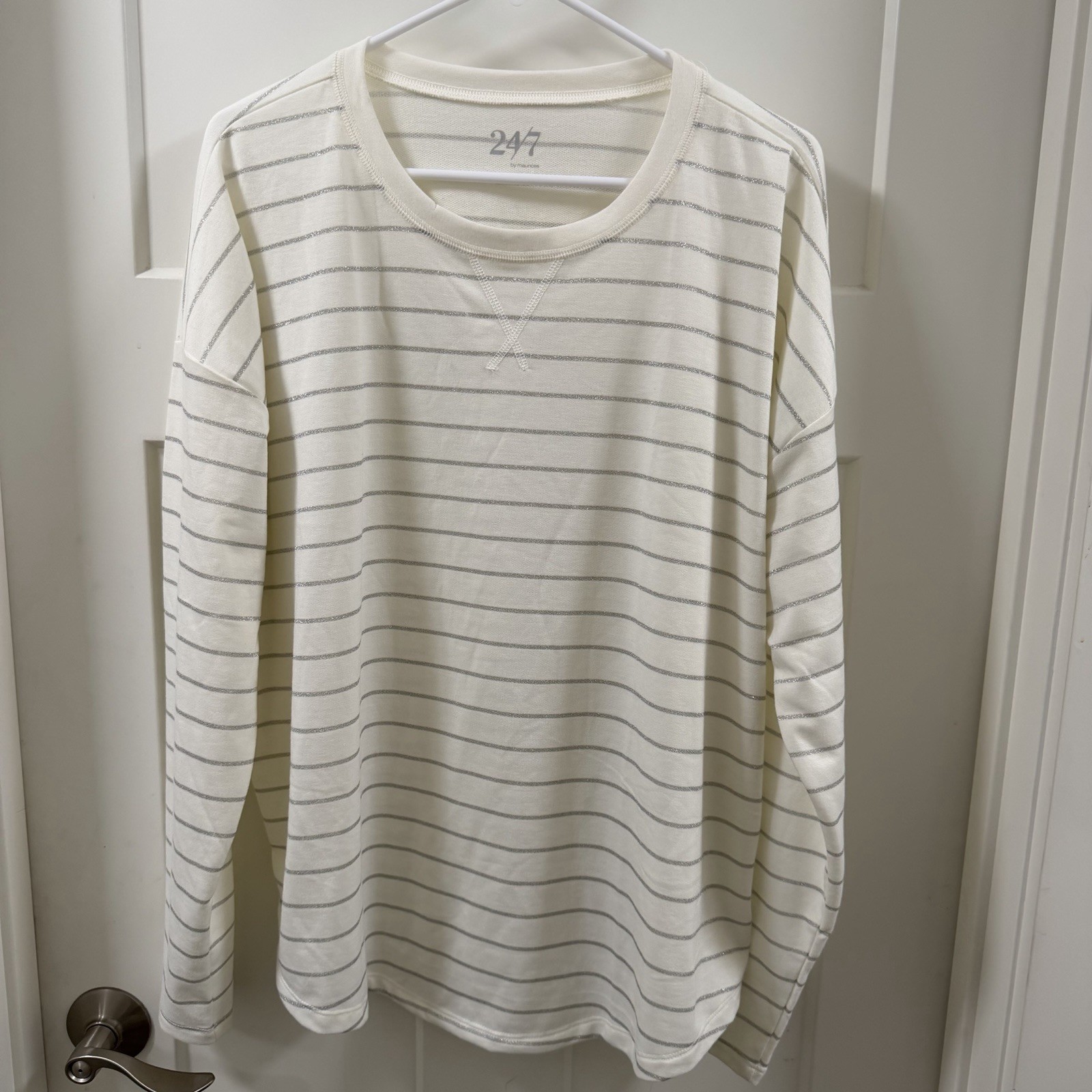 24/7Maurice’s Women Metallic Striped LongSleeve Crew Neck CozyFabric Tee ShirtXL
