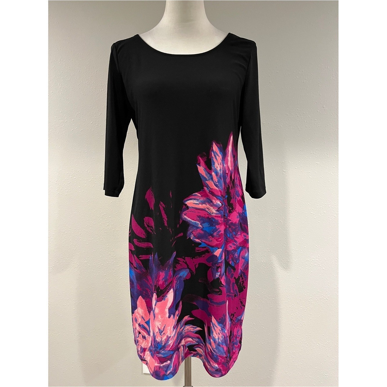 Dana Buchman 3/4 sleeves Black Floral-Print Sheath Dress size small