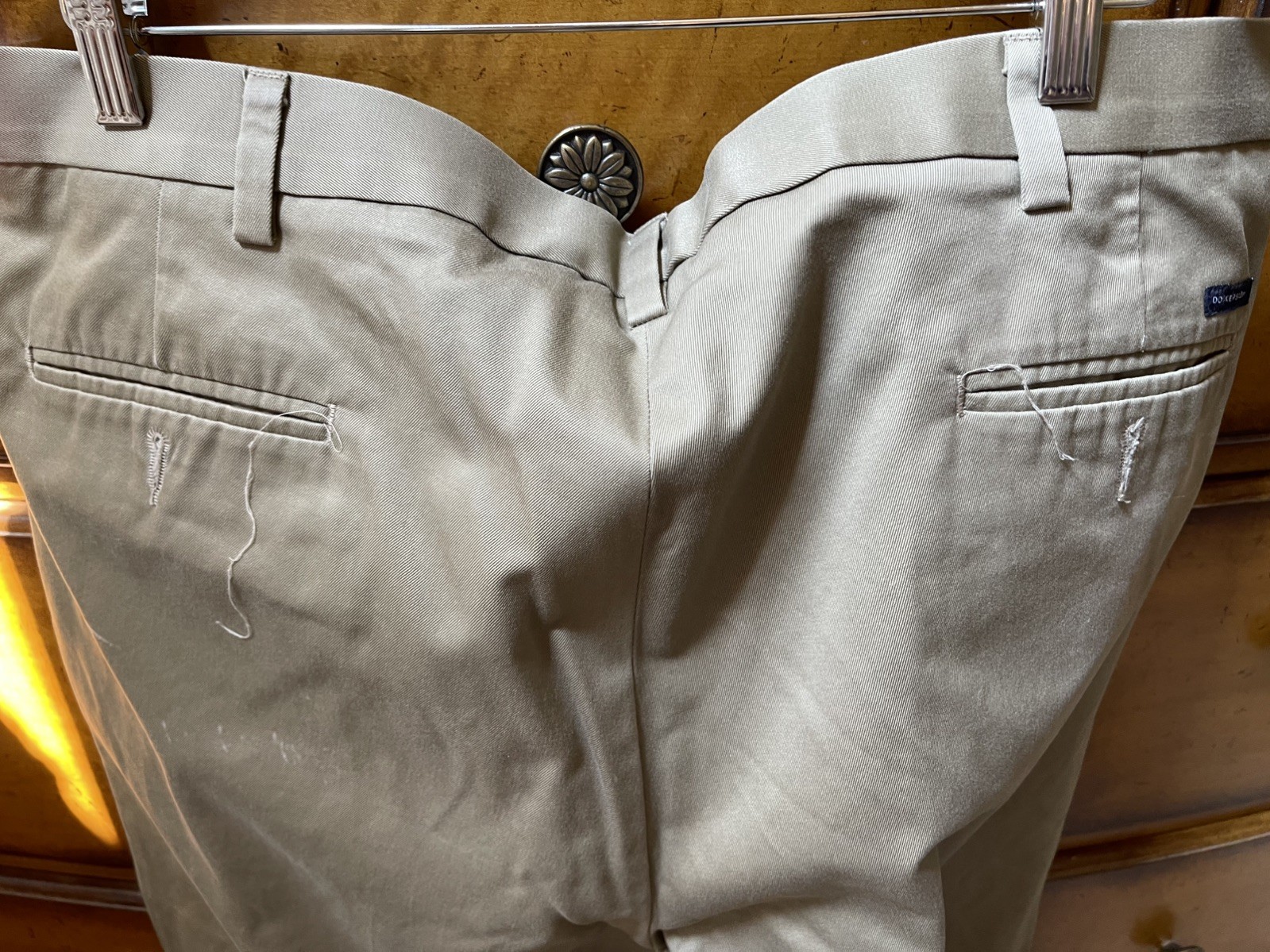 Dockers Men’s Flat Front Pants 42×32