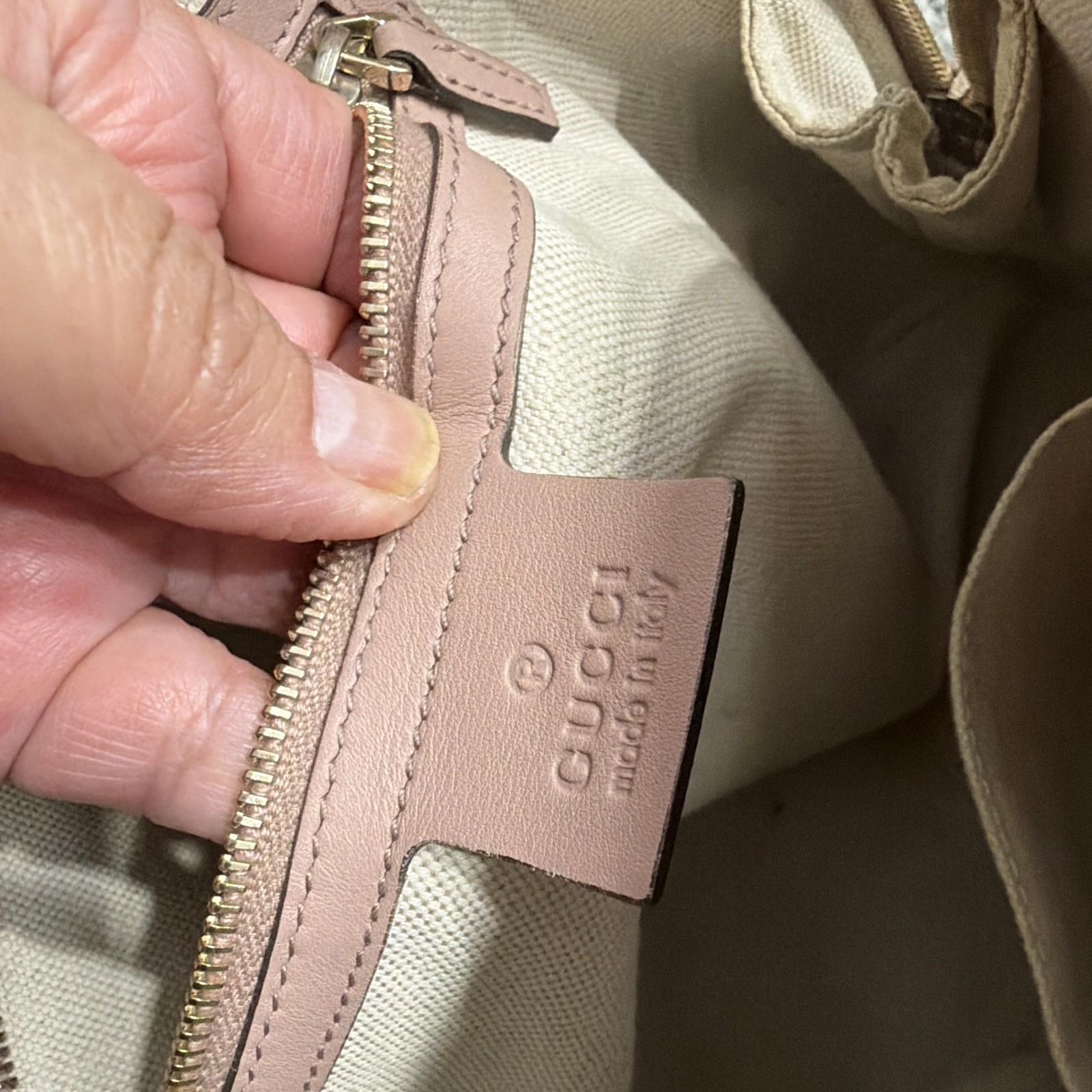 Gucci Gray Dome Satchel Top Handle Bag Detachable Strap Zip Dust Bag