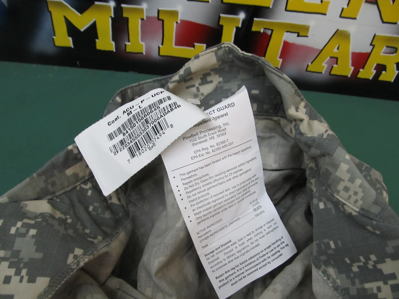 ACU Digital Camo Jacket Shirt Army Flame Resistant Bug Repellant Medium Long New