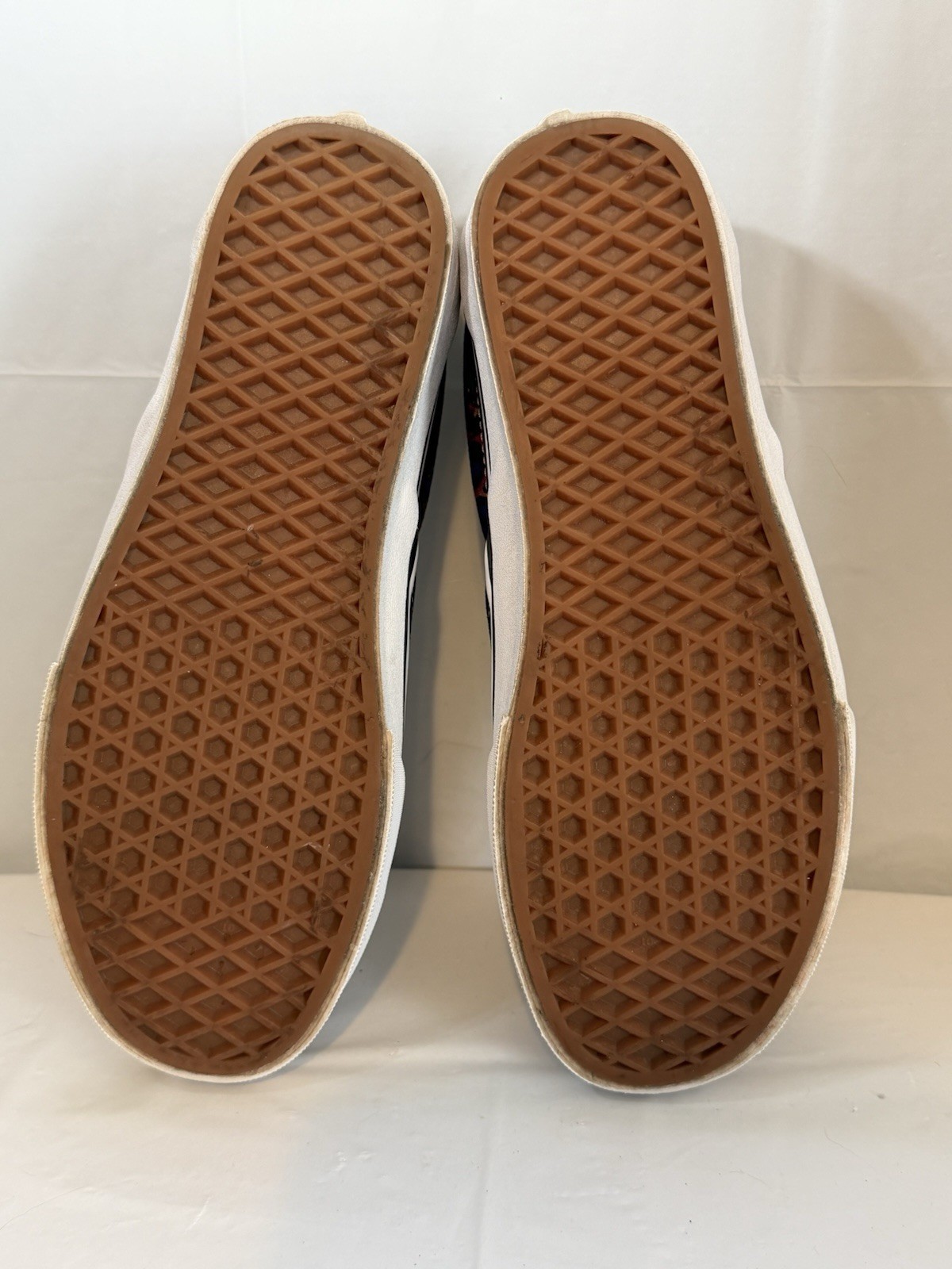 Vans Classic Slip On Skate Trippy Drip Mushroom/Skull Design M Sz 7 W Sz 8.5