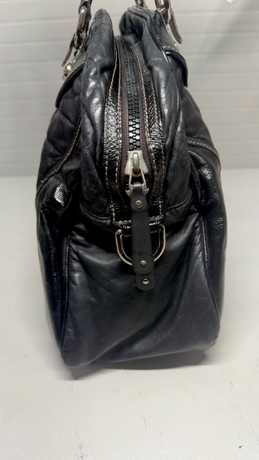 Auth. GUCCI SOFT PATENT LEATHER Bowler’ Snow Glam Handbag-SEE PICS/READ DESCRPTN