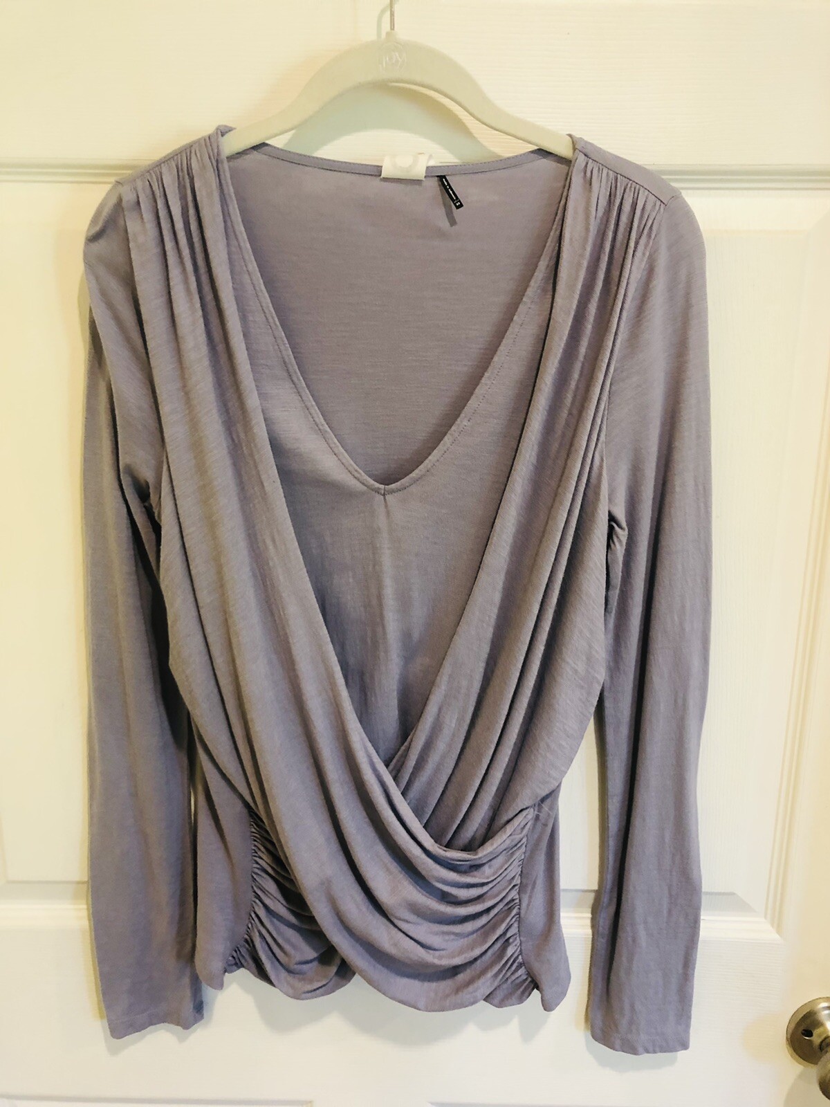 AKEMI & KIN Anthropologie Women’s Size XS Pullover Top Light Purple Faux Wrap