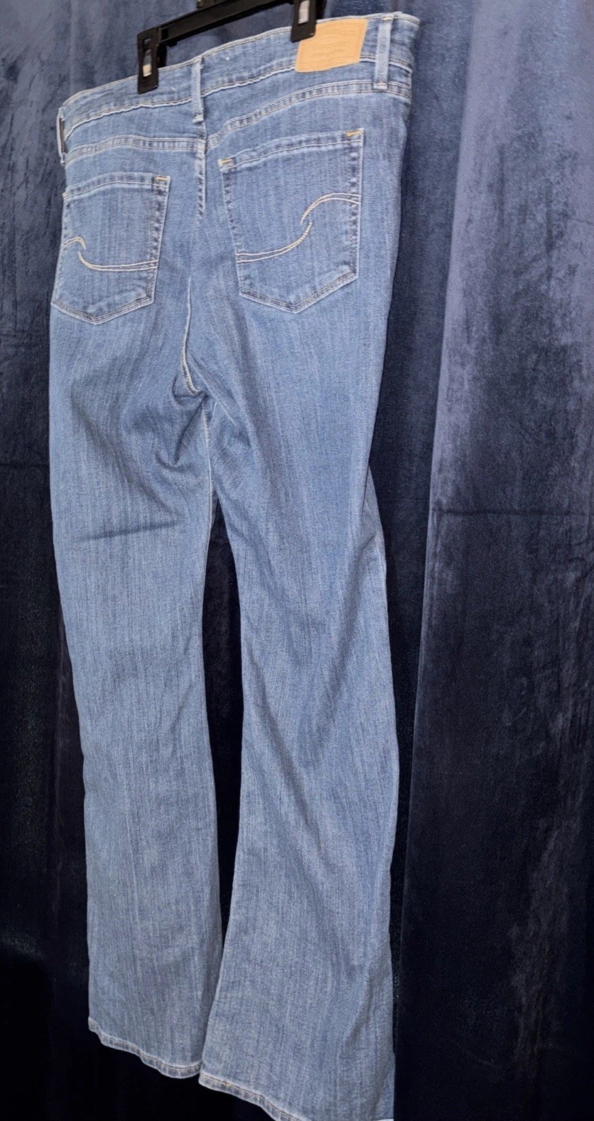 Levis Classic Boot Women’s Jeans Levi’s Stretch Denim Size 8 M – 29 x 32 – 8M