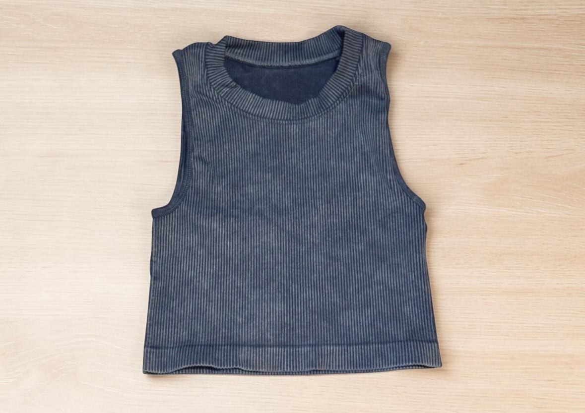 OQQ Seamless Ribbed Mineral Wash Crop Tank Top