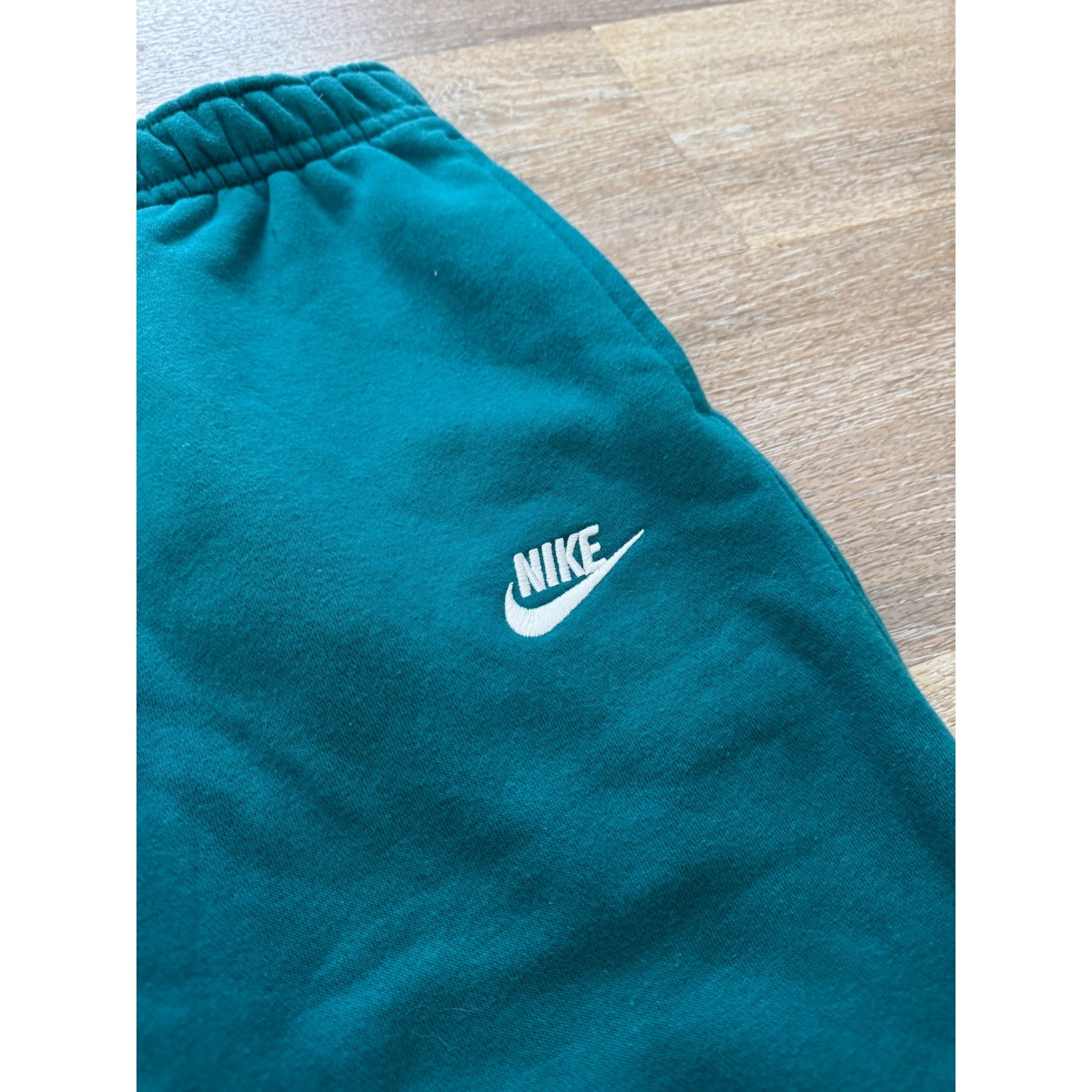 Nike Sportswear Club Fleece Joggers Mens Medium Teal Green BV2671-381 NWT