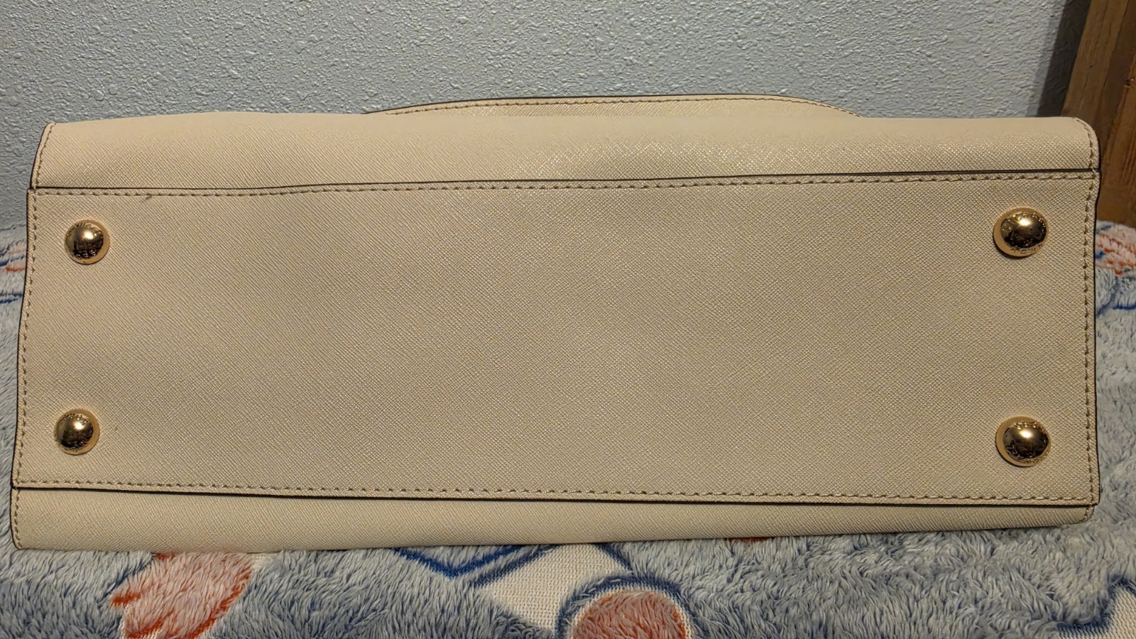 Michael Kors Beige Satchel Top Handle Bag Gold Hardware Zip Padlock w/ Dust Bag