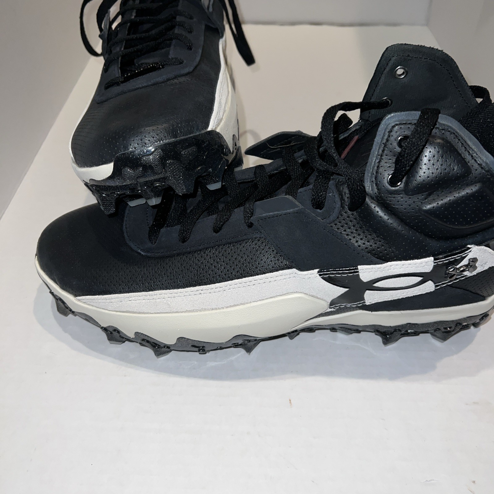 Under Armour Harper 10 Pro TPU Mid Baseball Cleats Sz 14 NEW 6000715 001 RARE